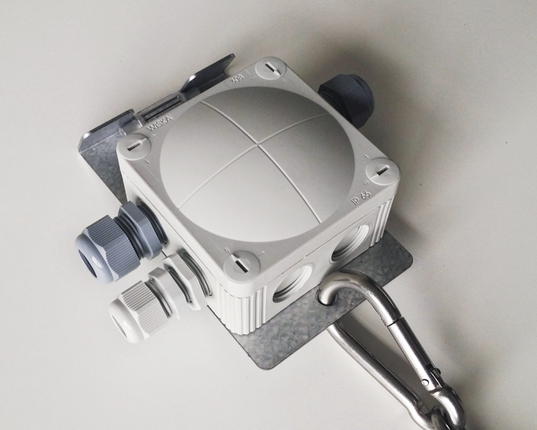 Certos connection box catenary wire and horizontal wire